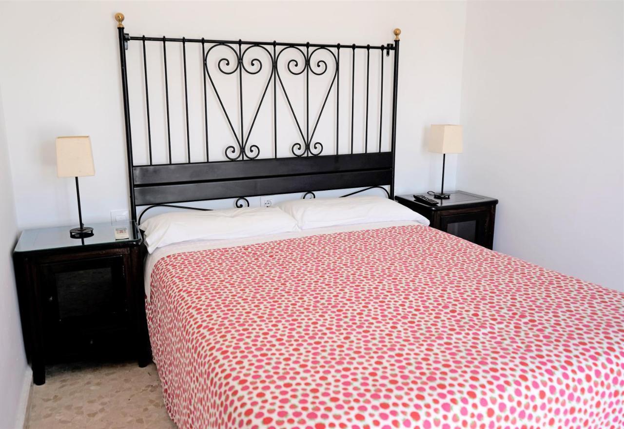 Hostal Trafalgar Barbate Kültér fotó